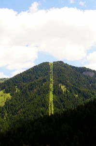 góra z przedziałkiem